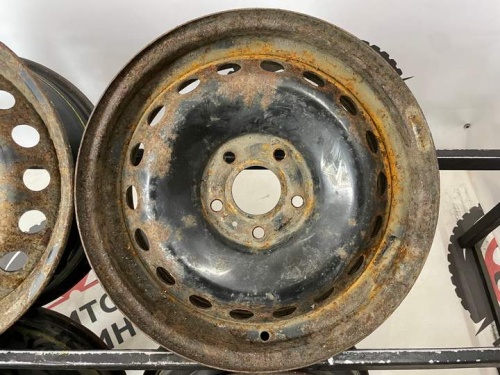 Штампы Nissan Orig. Чёрные/ржавые R16 5X114,3/D66,1/ET40/J6,5