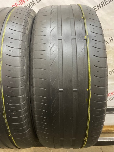 Bridgestone Turanza T001 R17 215/55 94V