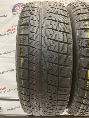 Bridgestone Blizzak Revo GZ R17 215/60