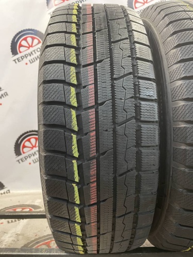 Toyo Winter Tranpath TX R16 215/65