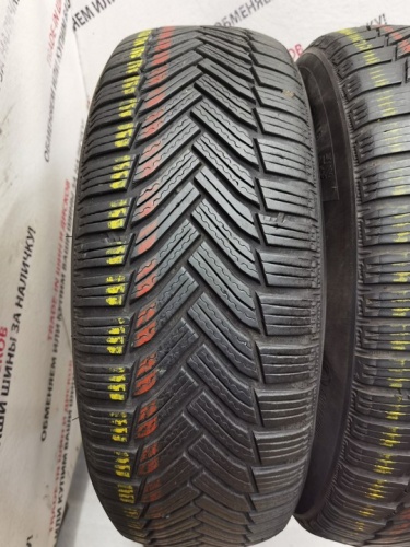 Michelin Alpin 6 R16	215/65