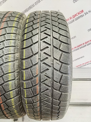 Michelin Latitude Alpin R17 215/60