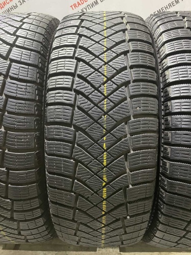 Pirelli Ice Zero FR R17 225/60