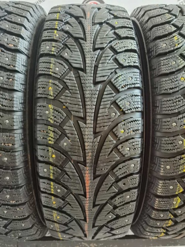 Hankook Winter I'Pike LT RW09 R17 215/65