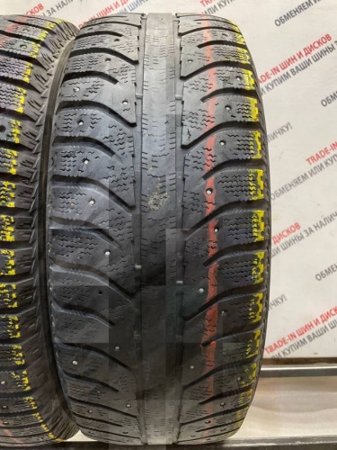 Bridgestone Ice Cruiser 7000 R16 205/60