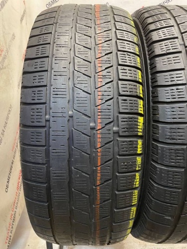 Pirelli Scopion Ice end Snow R17	235/65