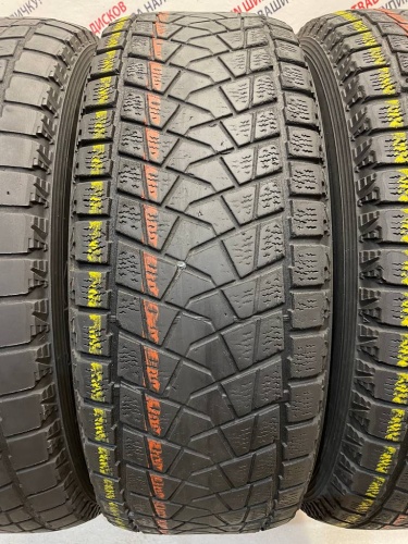 Bridgestone Blizzak DW-Z3 R16	245/70