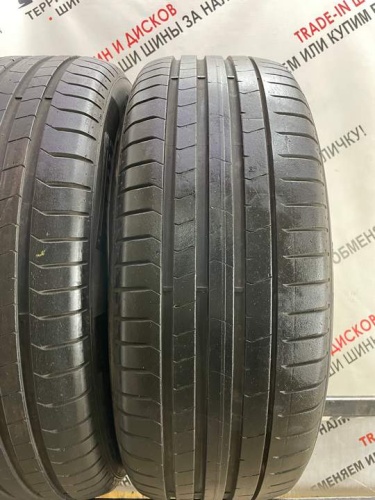Pirelli P ZERO RFT 225/50 R18 99W.