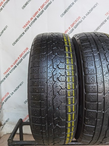 Kumho I'Zen RV Stud KC16 R17 215/60