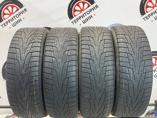 Kumho I*Zen KW31 R16	215/65