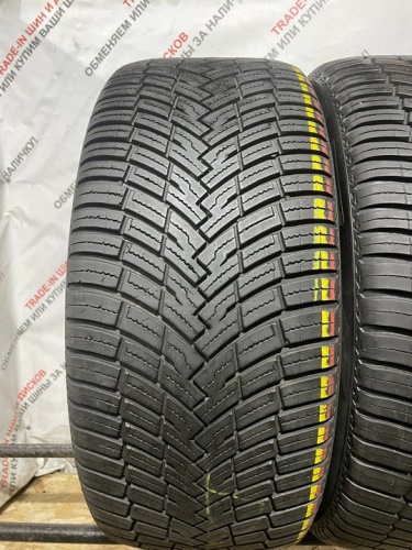 Pirelli Scorpion All Season SF2 255/45 R19