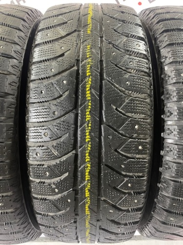 Bridgestone Ice Cruiser 7000 R17 235/60