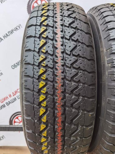 Kumho Venture A/T R16 265/70.