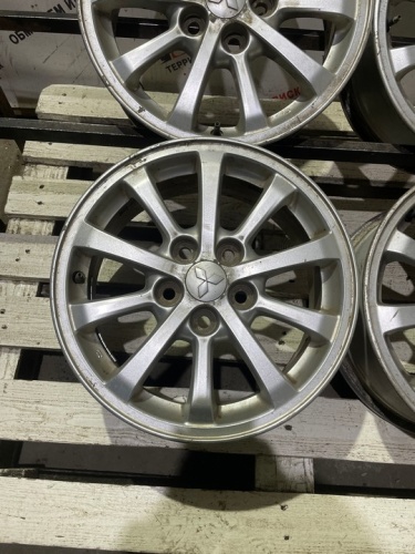 Диски литые Митсубиси оригинал R16 5x114.3 ЦО67.1 ЕТ45