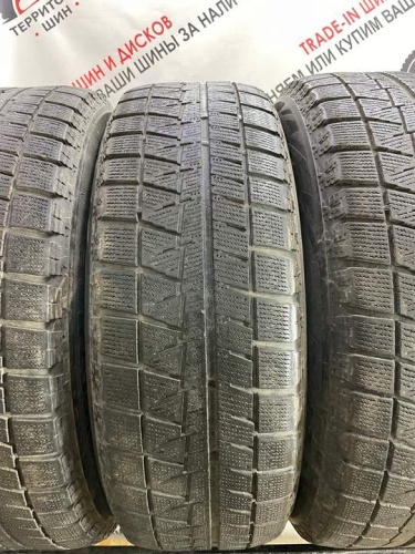 Bridgestone Blizzak Revo GZ R16 215/65