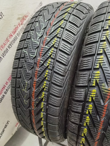 Vredesten Giugiaro Wintrac Xtreme R16	215/65