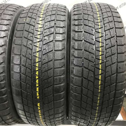 Bridgestone Blizzak DM-V1 R19 235/55