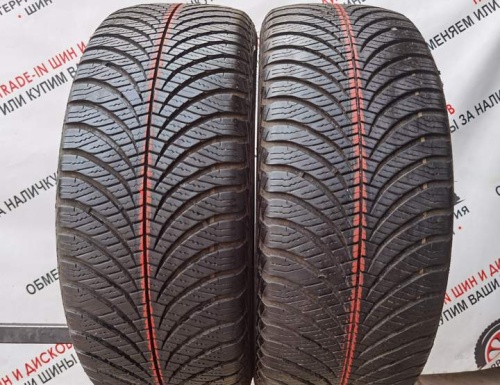 Goodyear vector4seasons R17 205/55.