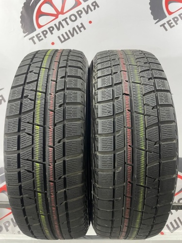 Yokohama Ice Guard IG50+ R16 215/65