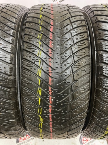 Yokohama IceGuard 65 R16 205/55 94T