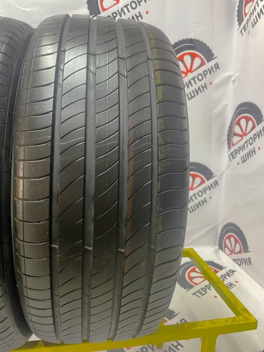 Michelin Primacy 4  R19   235/50