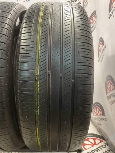 Nexen Roadian GTX 235/55 R19
