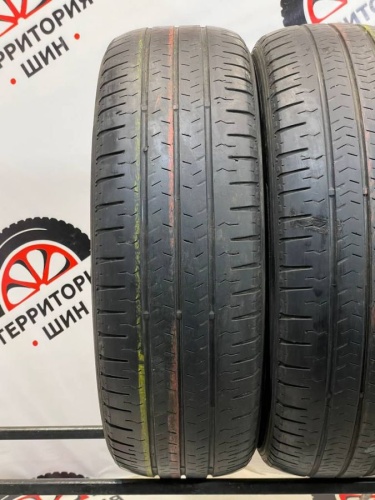 Nexen Roadian CT8 R17 215/65