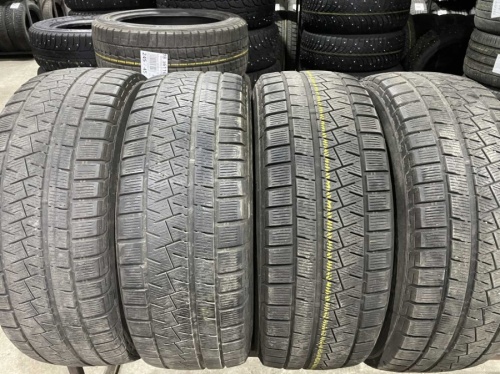 Pirelli Ice Asimmetrico R17 215//55