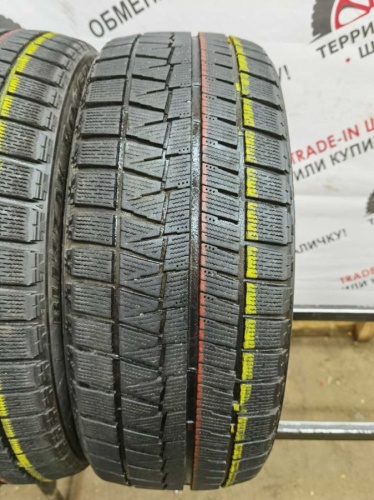 Bridgestone Blizzak Revo GZ 215/45 R17 87Q