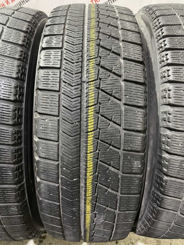 Bridgestone Blizzak VRX R16 205/65