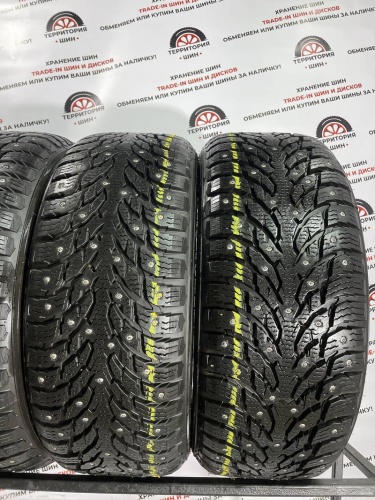 Nokian Tyres Hakkapeliitta 9 R18	235/50