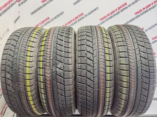 Bridgestone Blizzak VRX R17 215/60