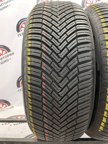 Continental AllSeasonContact   R19 235/55