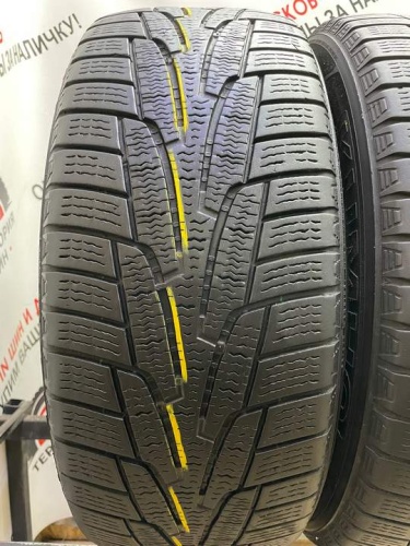 Kumho I'Zen KW31 R17 215/55