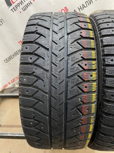 Bridgestone ice cruiser 7000 R17 245/45