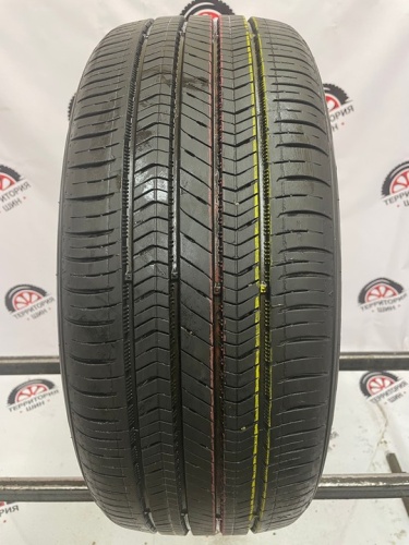 Kumho Solus TA51 215/50 R17 95V