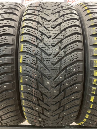 Nokian Tyres Hakkapeliitta 8 SUV 225/60 R17