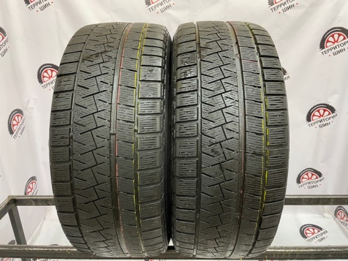 Pirelli Ice A Simmetrico R18 235/50 97Q