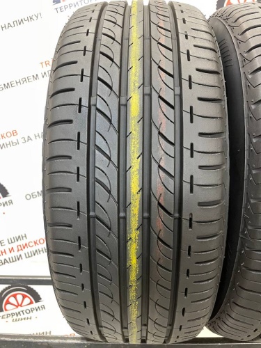 Bridgestone Sneaker  R19	235/45