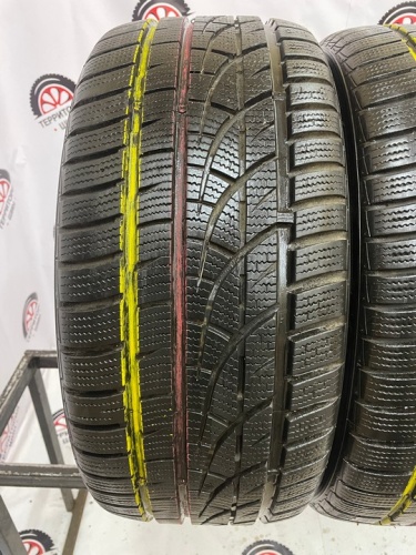 Hankook Winter i*cept evo R17 245/45 99V