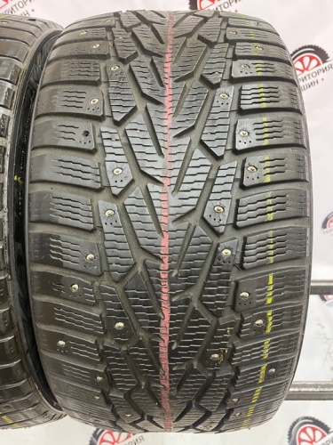 Nokian Hakkapeliitta 7  R18 255/35 94T XL