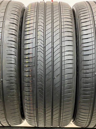 Kumho Solus TA31 R17 215/50
