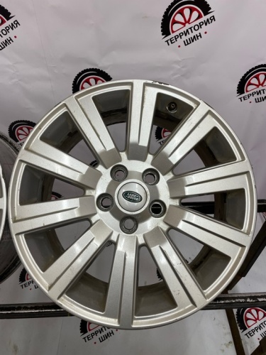Литые Land Rover 5х120 цо72,6 8j et45 R19