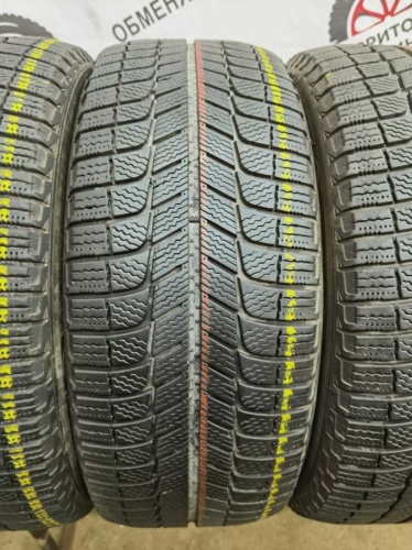 Michelin X-ice x13 245/45 R17 99H