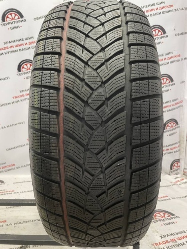 Goodyear UltraGrip Ice  R18 285/60