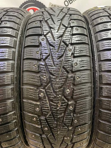Nokian Hakkapeliitta 7 R15 185/65.