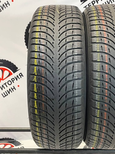 Michelin Latitude Alpin LA2 R16 215/70