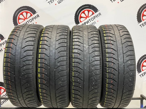 Bridgestone Ice Cruiser 7000 R17    225/65