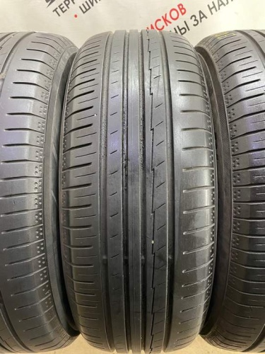 Yokohama AE50 R18 235/55