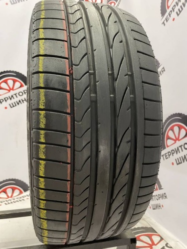 Bridgestone Potenza Re050A  235/40 R19